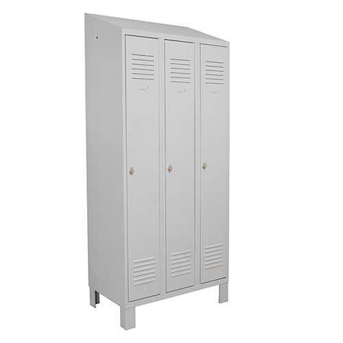 Vaatekaappi rst kalteva katto